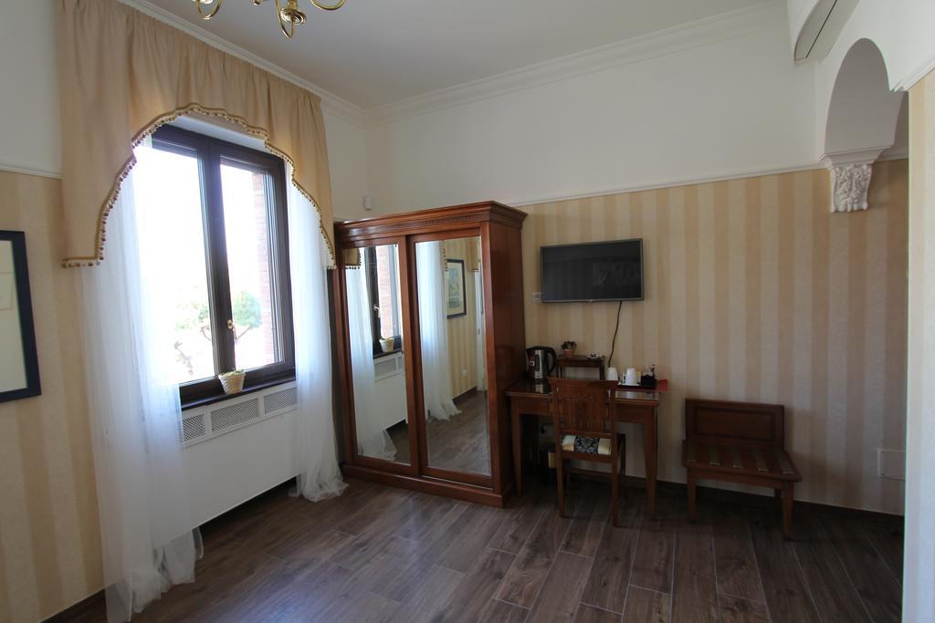 로마 Area Sacra Relais B&B 객실 사진
